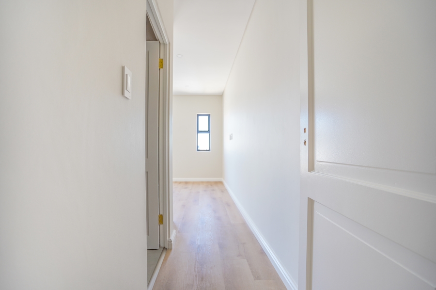 2 Bedroom Property for Sale in Sandown Western Cape